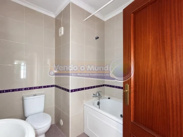 Apartamento T2 para Venda em Benavente