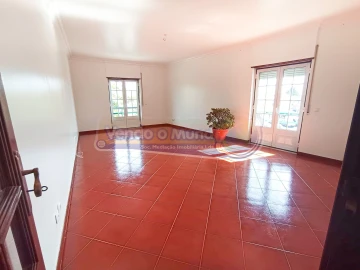 Apartamento T2 para Venda em Benavente