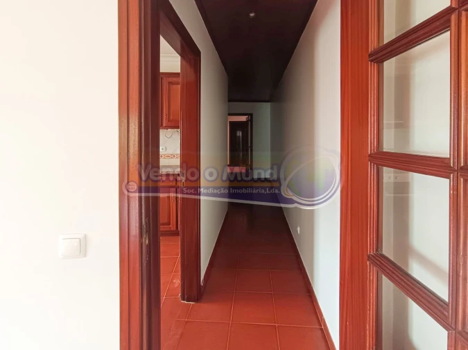 Apartamento T2 para Venda em Benavente Foto 6