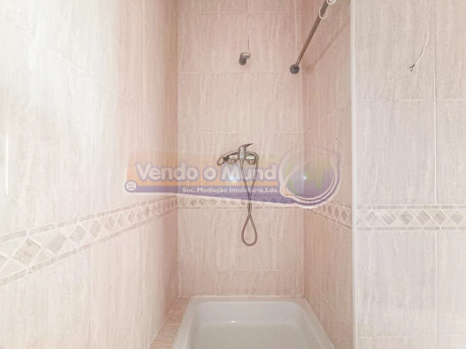 Apartamento T2 para Venda em Benavente Foto 15