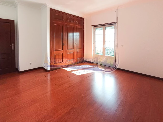 Apartamento T2 para Venda em Benavente Foto 12