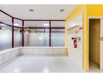 Loja para Arrendamento em Leiria, Pousos, Barreira e Cortes