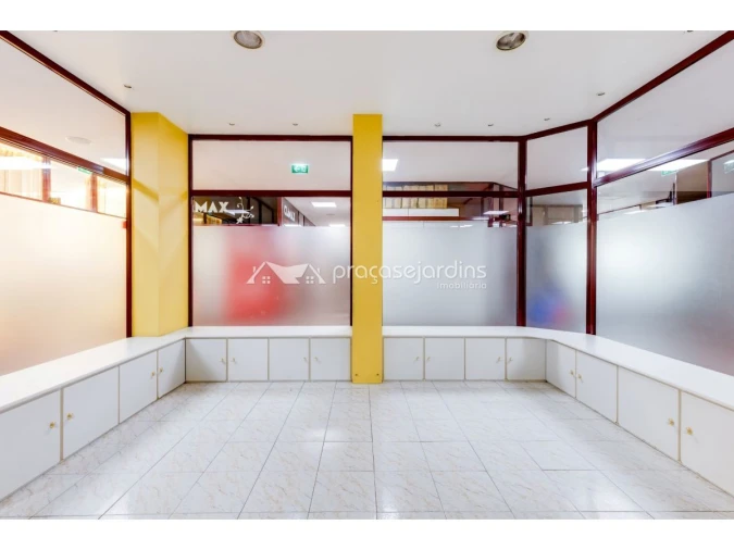 Loja para Arrendamento em Leiria, Pousos, Barreira e Cortes Foto 6