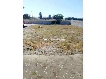 Moradia T3 para Venda em Monte Real e Carvide