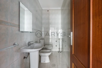 Apartamento T3 para Venda em São Vicente (Braga)