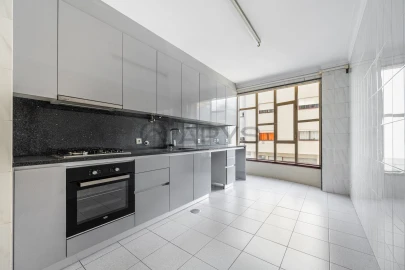 Apartamento T3 para Venda em São Vicente (Braga)