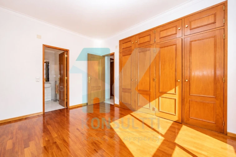 Apartamento T3 para Arrendamento em Azeitão (São Lourenço e São Simão) Foto 5