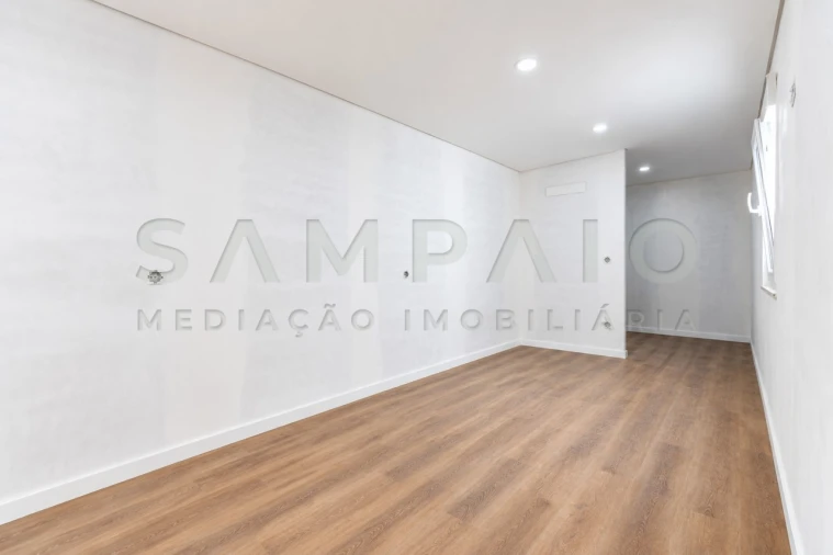 Moradia T3 para Venda em Mafamude e Vilar do Paraíso Foto 14