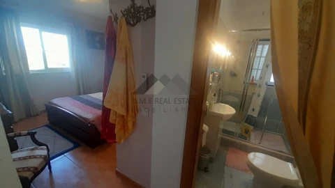Moradia T4 para Venda em Alcoutim e Pereiro