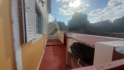 Moradia T4 para Venda em Alcoutim e Pereiro