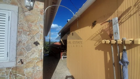 Moradia T4 para Venda em Alcoutim e Pereiro
