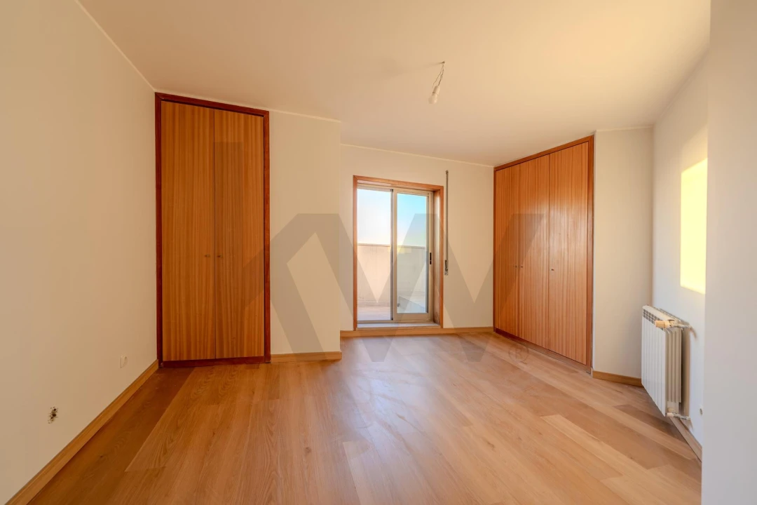 Apartamento T2 para Venda em Mafamude e Vilar do Paraíso Foto 21