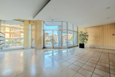 Apartamento T2 para Venda em Mafamude e Vilar do Paraíso