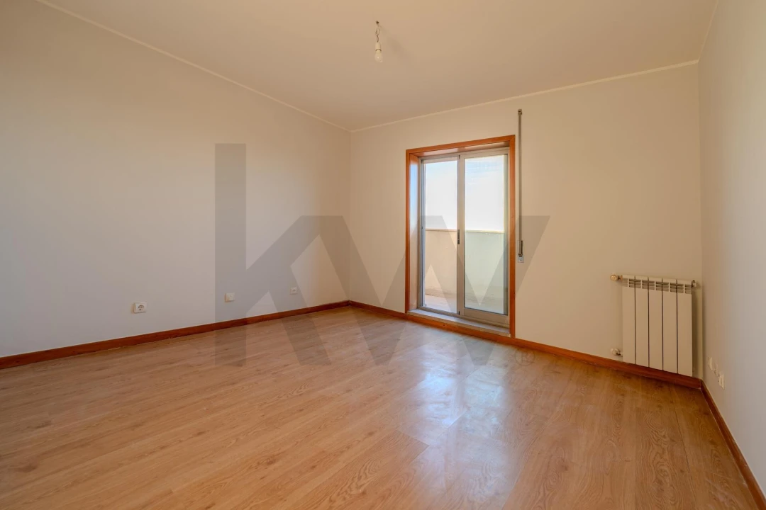 Apartamento T2 para Venda em Mafamude e Vilar do Paraíso Foto 17