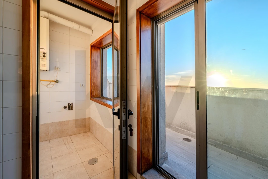 Apartamento T2 para Venda em Mafamude e Vilar do Paraíso Foto 13