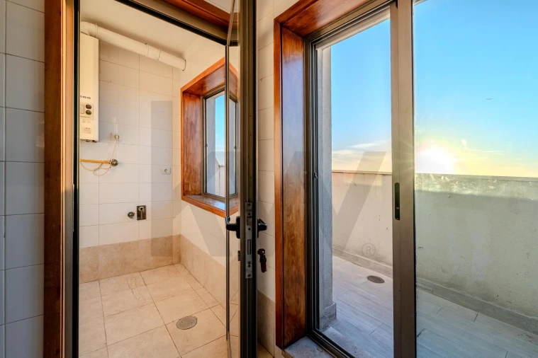 Apartamento T2 para Venda em Mafamude e Vilar do Paraíso Foto 13