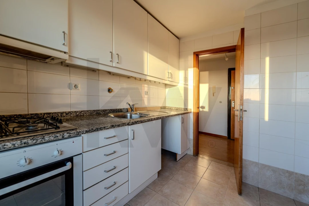 Apartamento T2 para Venda em Mafamude e Vilar do Paraíso Foto 14
