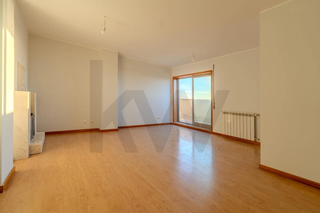 Apartamento T2 para Venda em Mafamude e Vilar do Paraíso Foto 8