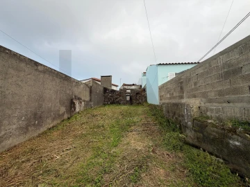 Moradia T3 para Venda em Santana