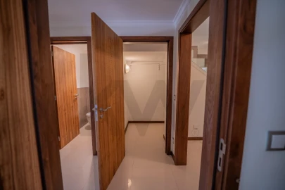 Moradia T3 para Venda em Almargem do Bispo, Pêro Pinheiro e Montelavar