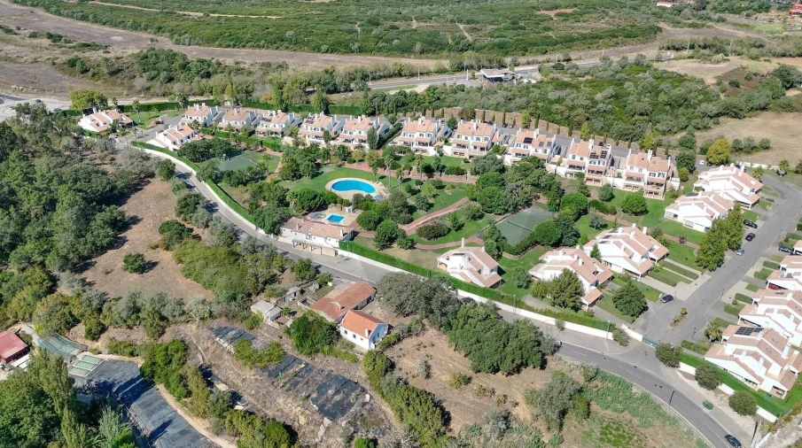 Moradia T3 para Venda em Almargem do Bispo, Pêro Pinheiro e Montelavar Foto 54