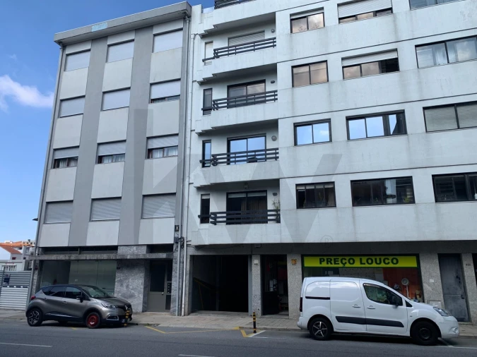 Garagem para Venda em Cedofeita, Santo Ildefonso, Sé, Miragaia, São Nicolau e Vitória Foto 5