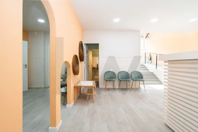 Loja para Venda em Almada, Cova da Piedade, Pragal e Cacilhas