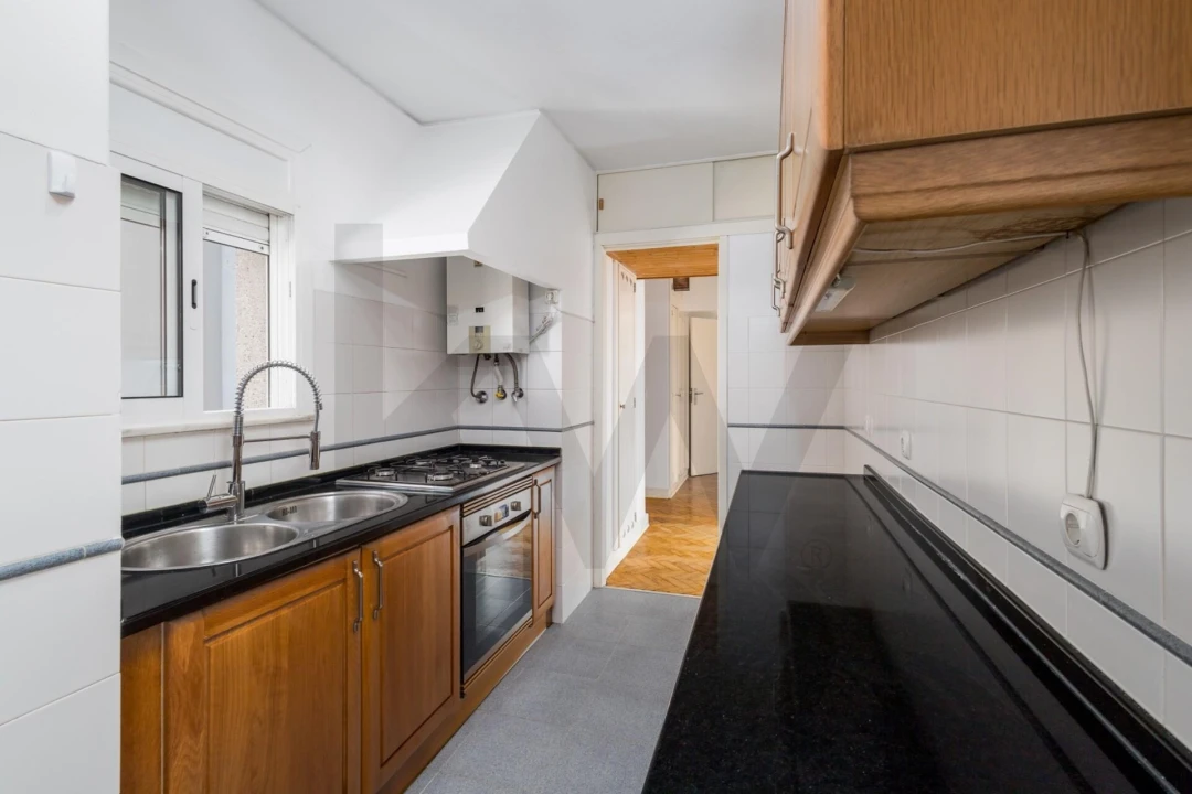 Apartamento T2 para Arrendamento em Olivais Foto 16