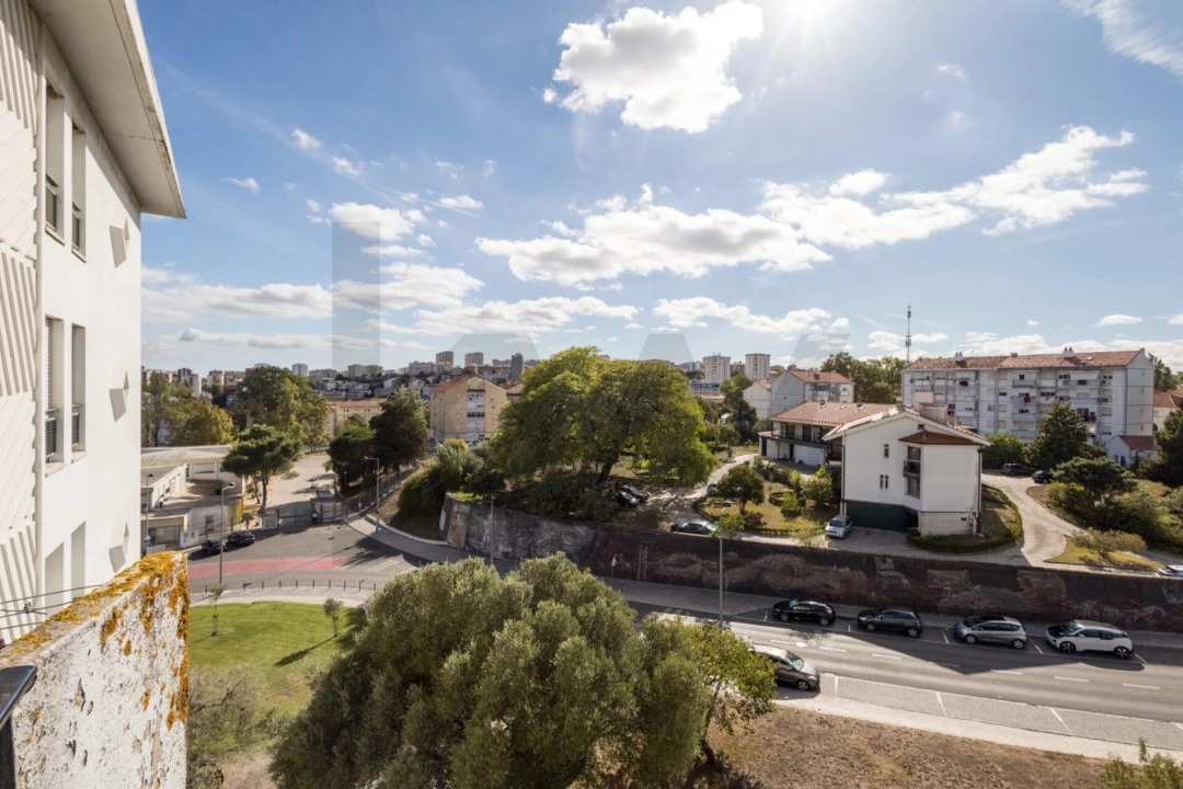Apartamento T2 para Arrendamento em Olivais Foto 28