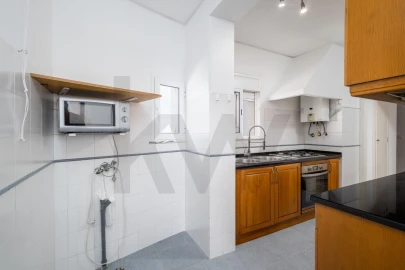 Apartamento T2 para Arrendamento em Olivais