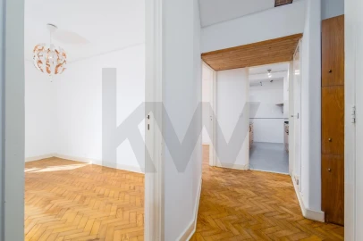 Apartamento T2 para Arrendamento em Olivais