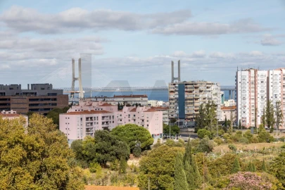 Apartamento T2 para Arrendamento em Olivais