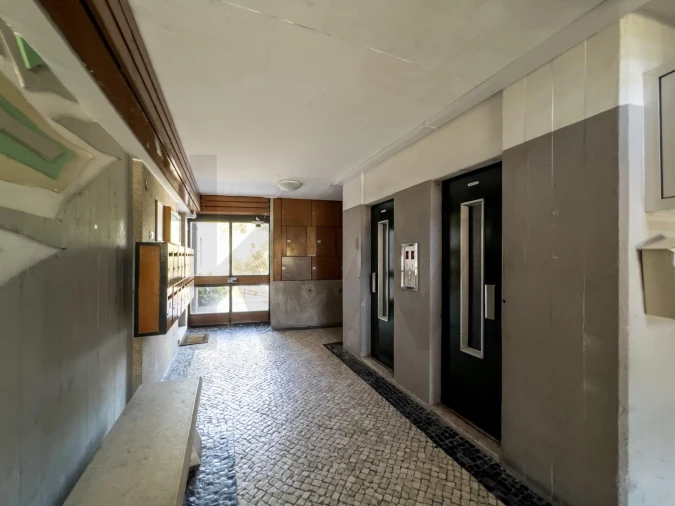Apartamento T2 para Arrendamento em Olivais Foto 8