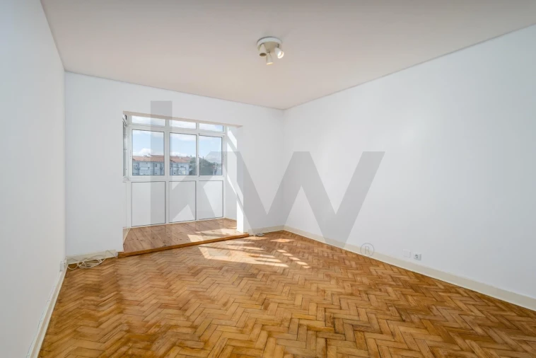 Apartamento T2 para Arrendamento em Olivais Foto 17