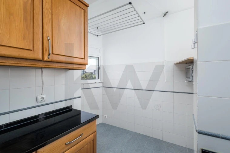 Apartamento T2 para Arrendamento em Olivais Foto 14
