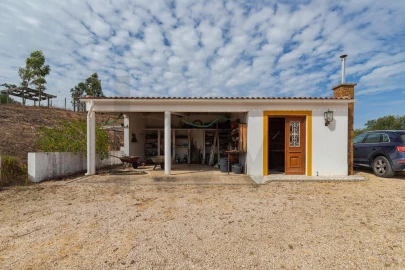Quinta T2 para Venda em São Teotónio