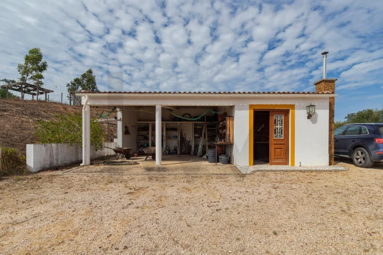 Quinta T2 para Venda em São Teotónio Foto 7
