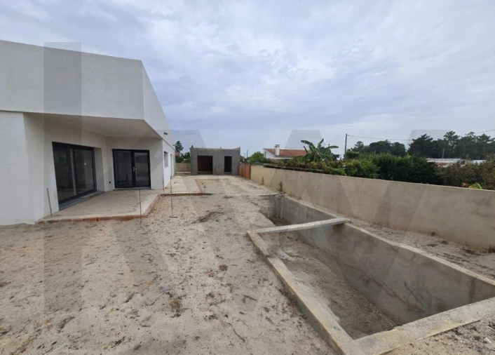 Moradia T3 para Venda em Quinta do Anjo Foto 40