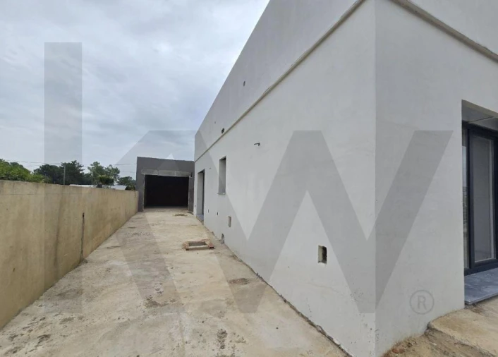 Moradia T3 para Venda em Quinta do Anjo Foto 33
