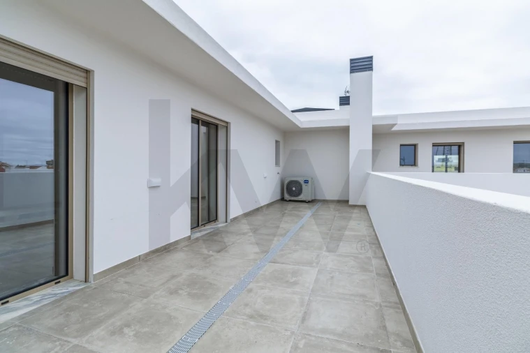 Apartamento T4 para Venda em Montijo e Afonsoeiro Foto 3