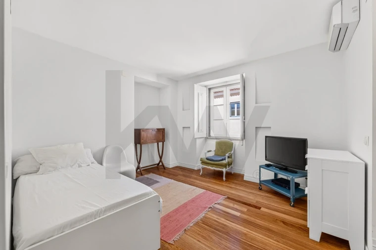 Apartamento T4 para Venda em Santo António Foto 15