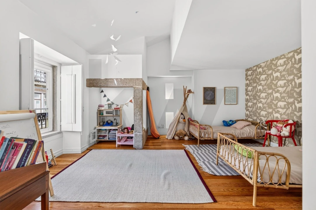 Apartamento T4 para Venda em Santo António Foto 14
