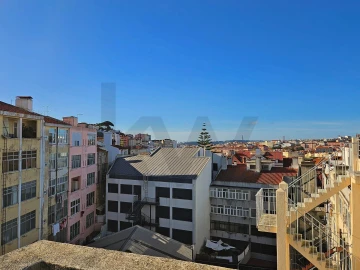 Apartamento T4 para Arrendamento em Arroios
