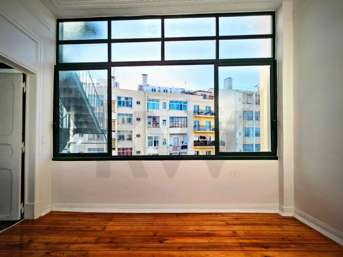 Apartamento T4 para Arrendamento em Arroios Foto 18
