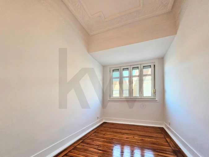 Apartamento T4 para Arrendamento em Arroios Foto 9