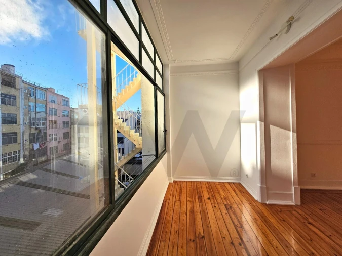 Apartamento T4 para Arrendamento em Arroios Foto 3