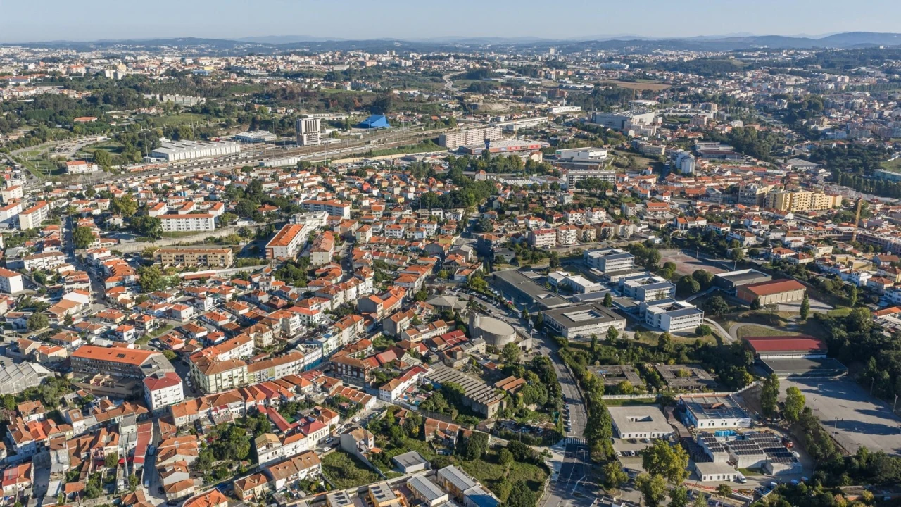 Terreno para Venda em Campanhã Foto 7