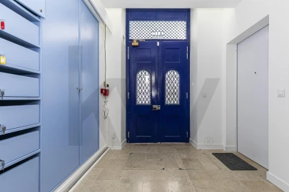 Apartamento T2 para Arrendamento em Santa Maria Maior