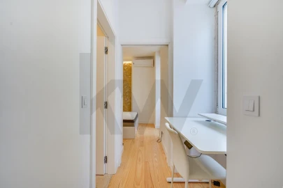 Apartamento T2 para Arrendamento em Santa Maria Maior