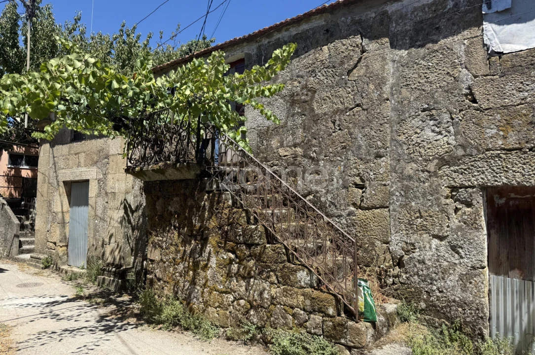 Moradia T4 para Venda em Anreade e São Romão de Aregos Foto 7